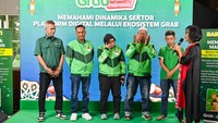 Grab Indonesia memastikan pengemudi ride hailing akan menerima Bonus Hari Raya (BHR) pada Idul Fitri tahun ini sebagai bentuk apresiasi atas kinerja dan konsistensi layanan. 