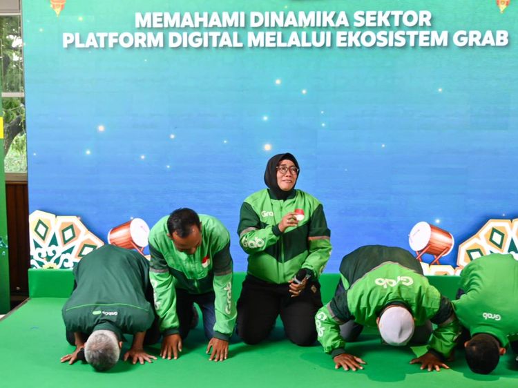 Pengemudi Ojol Dipastikan Terima Bonus Hari Raya