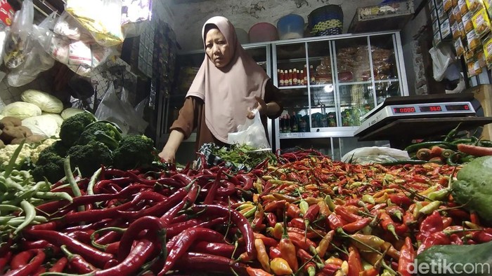 Penjual cabai rawit di Nganjuk