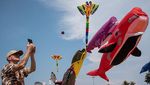 Ratusan Layang-Layang Raksasa Ramaikan Beach Pattaya International Kite 2026