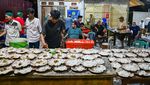 Ribuan Porsi Sahur Gratis Dibagikan di Palu Setiap Malam Ramadan