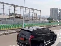 Polda Metro Dalami Rombongan Mobil Berpelat TNI di Jalur Langit TransJ