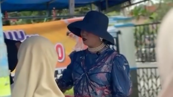 Gaya Istri Gubernur Kaltim Viral Usai Mobil Dinas Rp 8,5 M Suaminya Disorot