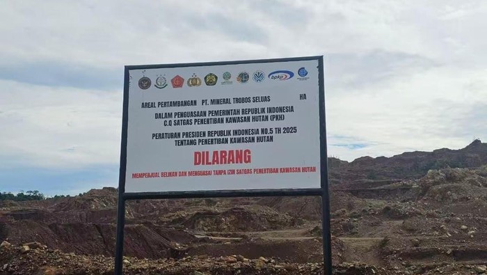Satgas PKH menyegel area tambang nikel di Maluku Utara karena adanya dugaan praktik penambangan ilegal di kawasan hutan tersebut. (dok Istimewa)