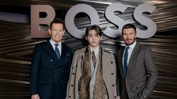 Potret S.Coups Bareng David Beckham di Milan