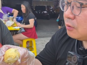 Trump versi China Ajak Keluarga Makan Durian, Momennya Jadi Sorotan Netizen