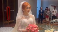 Lindi Fitriyana anak dari H Prana Jaya dan Hj Euis Yuningsih. (Foto: Instagram)