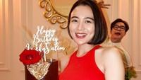 Wika Salim mendapat banyak ucapan selamat terkait pertambahan usia. Panjang umur, sehat selalu, Wika, komen @aniez_abdiatun09. HBD neng cantik, selalu bahagia dan semakin sukses, sahut @ovyratuserigala. (Foto: dok Instagram wikasalim)