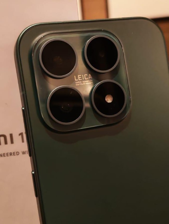 Unboxing Xiaomi 17, Kamera Keren dengan Bodi Elegan