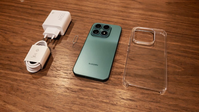 Xiaomi 17 (LEPAS EMBARGO TGL 28 WIB 20.00)