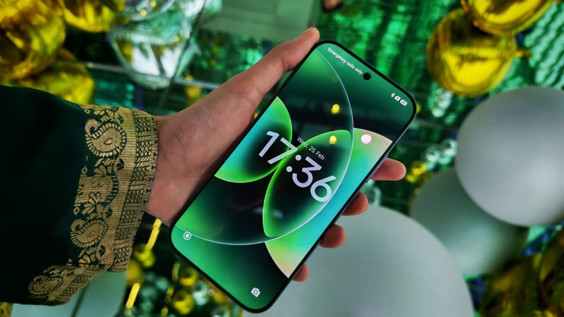 Xiaomi 17 (LEPAS EMBARGO TGL 28 WIB 20.00)