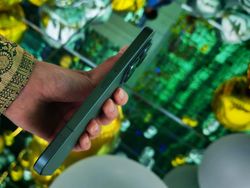 Unboxing Xiaomi 17, Kamera Keren dengan Bodi Elegan