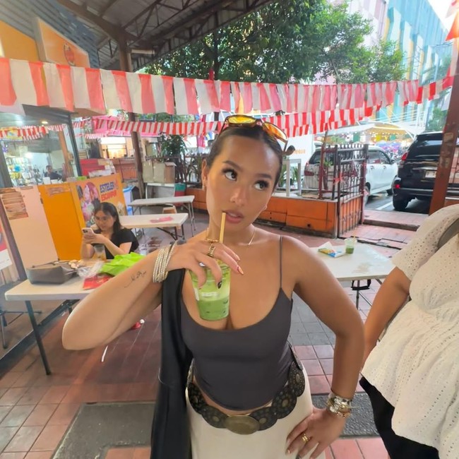 Serunya Zahwa Massaid saat Jajan Matcha hingga Cicip Peach Cobbler