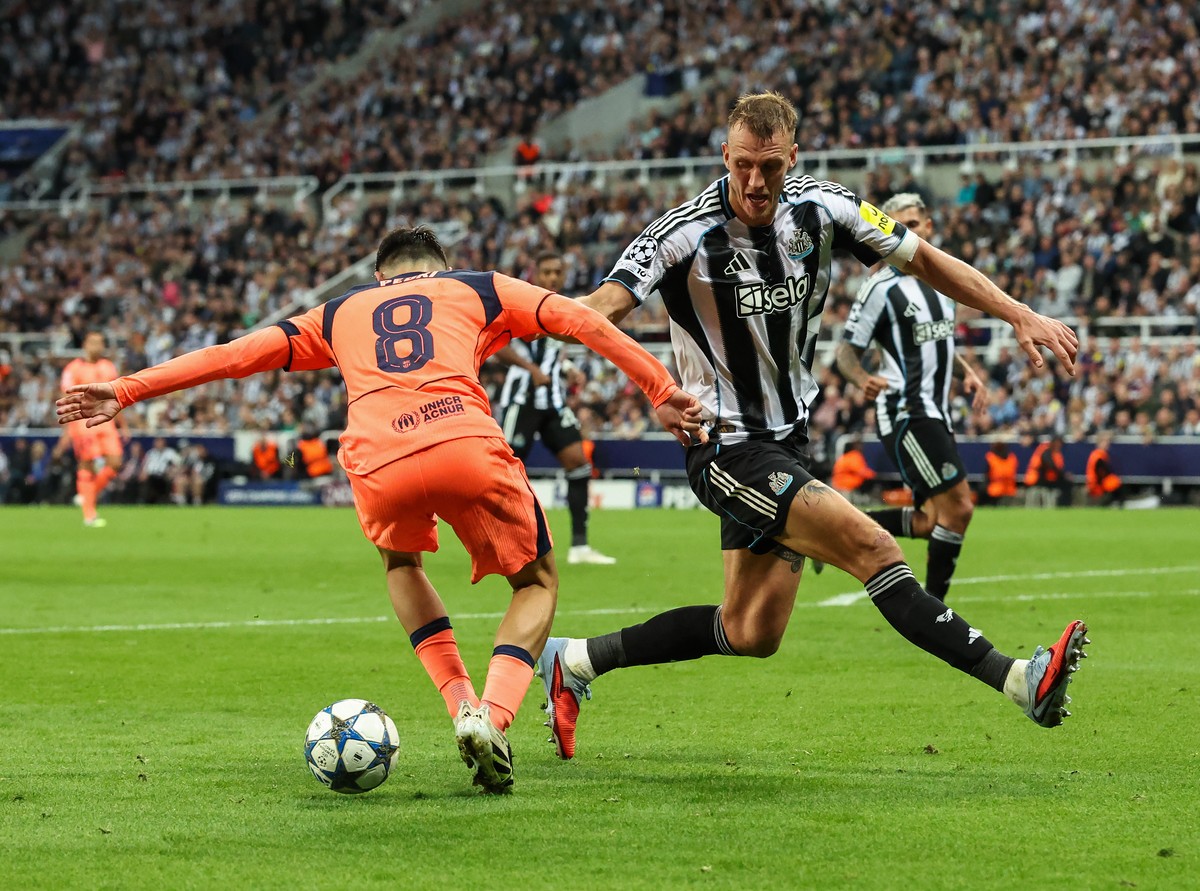 Barcelona berjumpa lagi dengan Newcastle United di fase gugur Liga Champions musim ini. (Foto: CameraSport via Getty Images/Lee Parker - CameraSport)