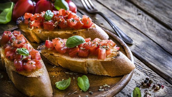 Kenapa Ya Menu Pembuka Sering Berisi 3 atau 5 Potong Makanan?