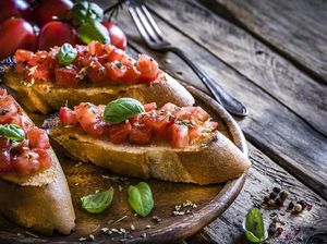 Kenapa Ya Menu Pembuka Sering Berisi 3 atau 5 Potong Makanan?
