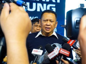 Bamsoet Soroti Panel Surya RI Kena Tarif 104%: Daya Saing Kita Terpukul