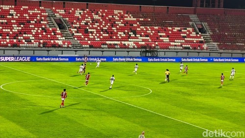 Duel Bali United dengan Persijap Jepara di Stadion Kapten I Wayan Dipta, Gianyar, Sabtu (28/2/2026) berakhir imbang tanpa gol. /Krisna Pradipta