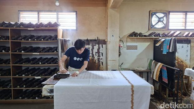 Batik Komar di Bandung Batik Komar di Bandung