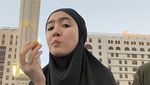 Febby Rastanty Umrah saat Ramadan, Rasakan Buka Puasa di Madinah