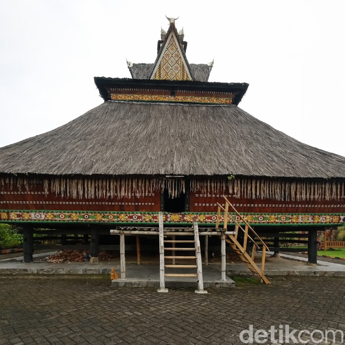 Garista rumah adat Karo di Medan (Olivia Andrea/detikSumut)