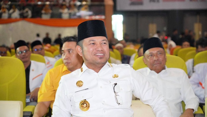 Gubernur Kaltim Kembalikan Mobil Dinas Rp 8,5 Miliar, Contoh Nyata Transparansi dalam Pemerintahan