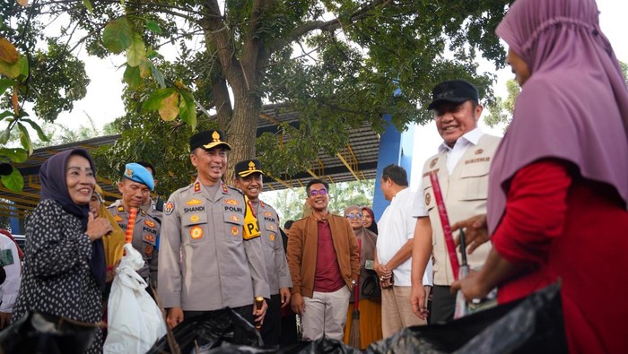 Kapolda Sumsel Menerobos Zero Sampah dan Lubang dengan Gerakan ASRI, Bersama Forkopimda