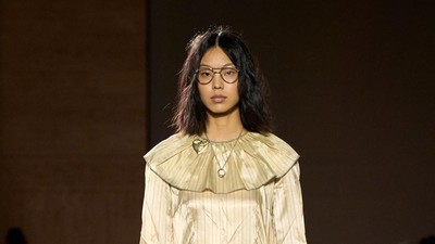 Foto: Koleksi Coach Fall 2026, Diberi Sentuhan Punk Era 1970-an