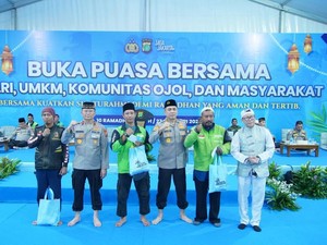 Momen Hangat Polda Metro Buka Puasa Bareng Komunitas Ojol, Perkuat Sinergi Kamtibmas