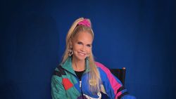 Bersinar di Hollywood, Ternyata Anak Adopsi