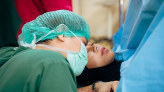 Ada Unsur Liverpool, Ini Makna Nama Anak Ketiga Rizky Billar