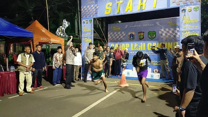Jaga Kondusifitas Ramadan, Polisi Fasilitasi Balap Lari di Cakung - Update 1