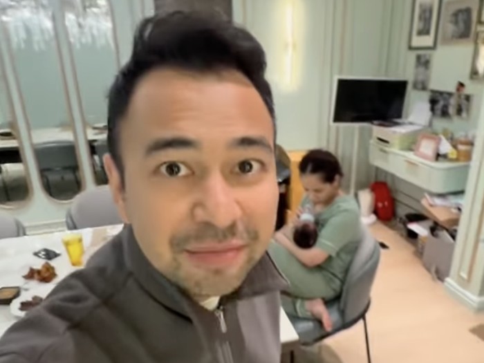 Raffi Ahmad dan Nagita Slavina kedatangan bayi lagi di rumah.