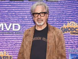 Penyebab Kematian Bintang Lizzie McGuire Robert Carradine Terungkap