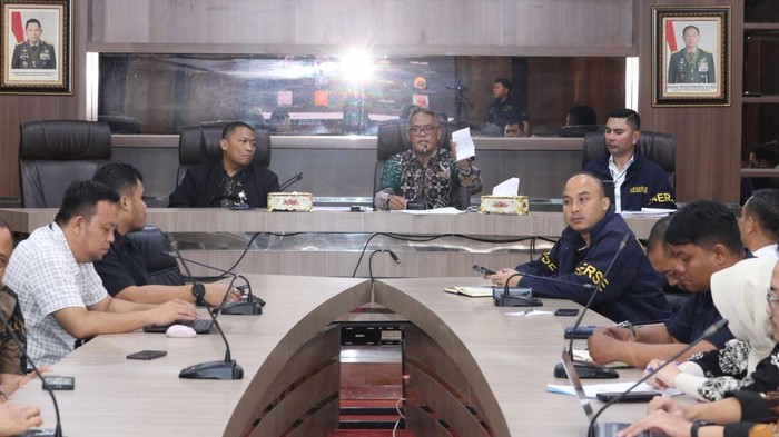 Satgas Polda Metro Geruduk Pasar, Tangkap Oknum Pencurut Mutu Pangan Jelang Lebaran!