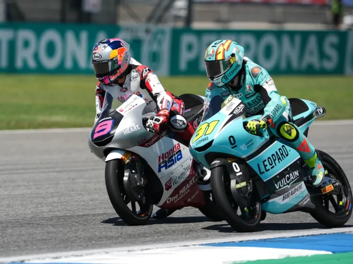 Aksi Veda Ega Pratama di balap Moto3 Thailand 2026