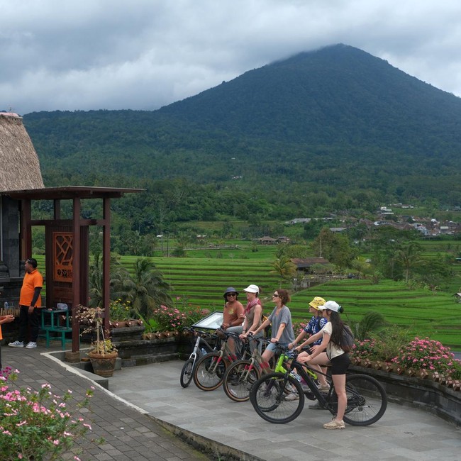 Bali Genjot Infrastruktur dan Lingkungan Demi Wisata Berkelanjutan