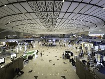 Imbas Konflik AS-Israel vs Iran, Jemaah Umrah Tertahan di Negara Transit & Saudi