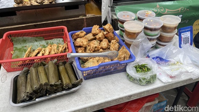 Bawa Rp 50 Ribu ke Masjid Istiqlal, Takjil Apa Saja yang Bisa Dibeli?