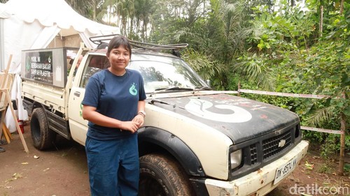 Chevrolet Luv 1984 milik Get Plastic ini memakai solar hasil olahan sampah plastik sejak 2021 untuk kampanye daur ulang di Bali.
