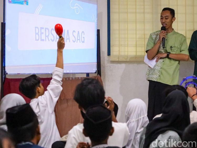 Dongeng Islami dan Kreativitas Warnai Pesantren Kilat di Grogol