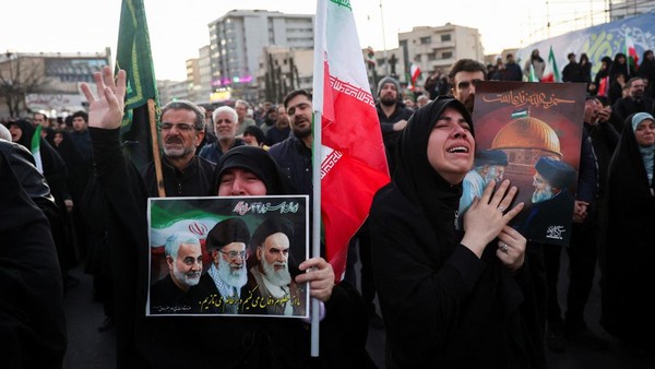 Gelombang Duka Selimuti Teheran Pascakematian Khamenei