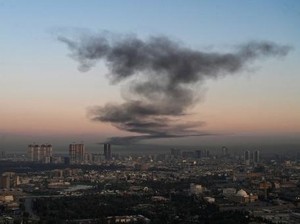 Iran Bombardir 27 Pangkalan AS, Terdengar Ledakan di Dubai-Doha