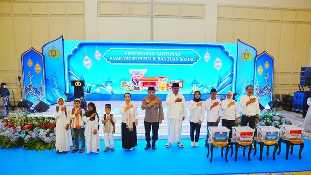 Kapolri Jenderal Listyo Sigit Prabowo menghadiri acara buka bersama dengan Konfederasi Serikat Buruh Seluruh Indonesia (dok Polri)