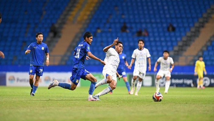Laga pekan 21 antara Persiba melawan PSIS di Stadion Batakan, Balikpapan, Minggu (1/3/2026).