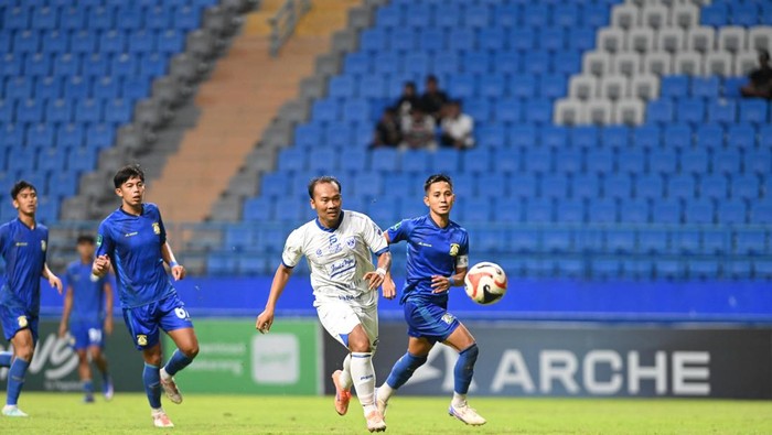 Laga Persiba Balikpapan Vs PSIS Semarang di Stadion Batakan, Minggu (1/3/2026)