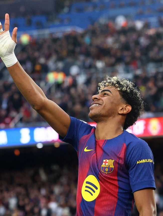 Bukti Lamine Yamal Naik Level