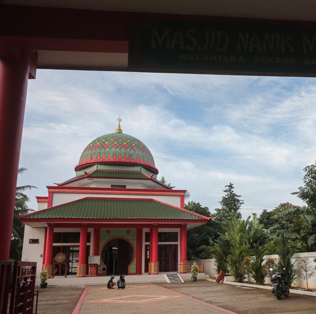 Masjid Nanik Musini Serang Tampilkan Harmoni Arsitektur Islam dan Tionghoa