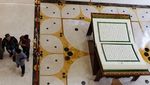 Mushaf Al-Quran Raksasa Dipamerkan di Masjid Raya Sheikh Zayed Solo
