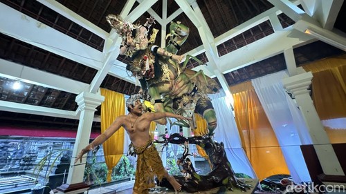 Ogoh-ogoh Sagara Kreti karya STT Putra Dharma Canthi Banjar Jaba Tengah, (25/2/2026).